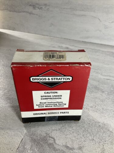 NOS Briggs & Stratton 491889 Recoil Spring (6922771071159)